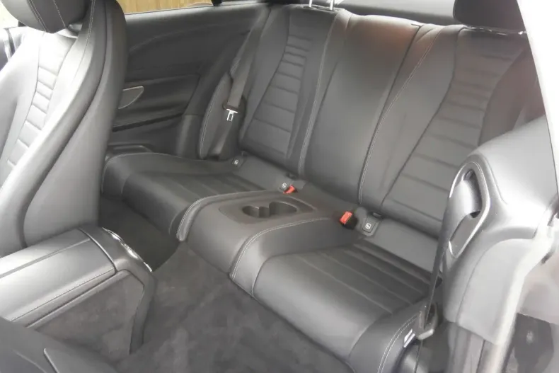 Mercedes-Benz E 450 din 2021 cu 42.000 km - oferta MER125481 - foto 13