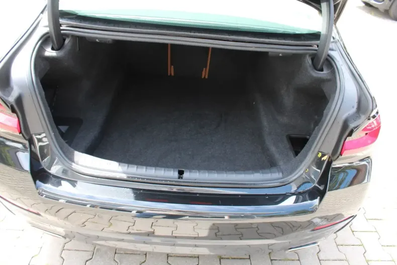 BMW 530 din 2022 cu 20.300 km - oferta BMW125483 - foto 24