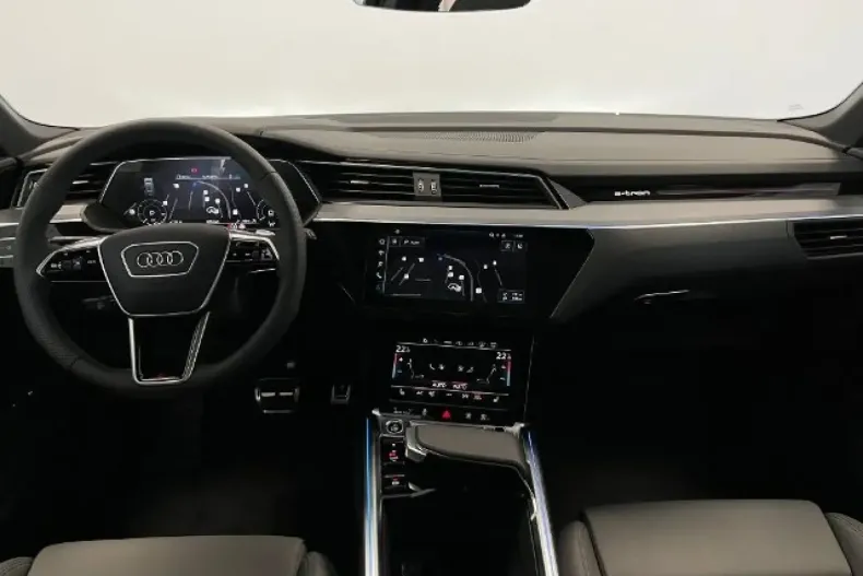 Audi Q8 e-tron din 2023 cu 55.000 km - oferta AUD125485 - foto 8