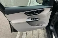 Mercedes-Benz GLC 220 din 2024 cu 9.900 km - oferta MER125486 - foto 12
