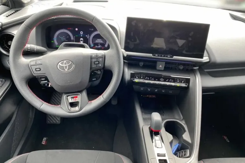 Toyota C-HR din 2023 cu 1.500 km - oferta TOY125497 - foto 8