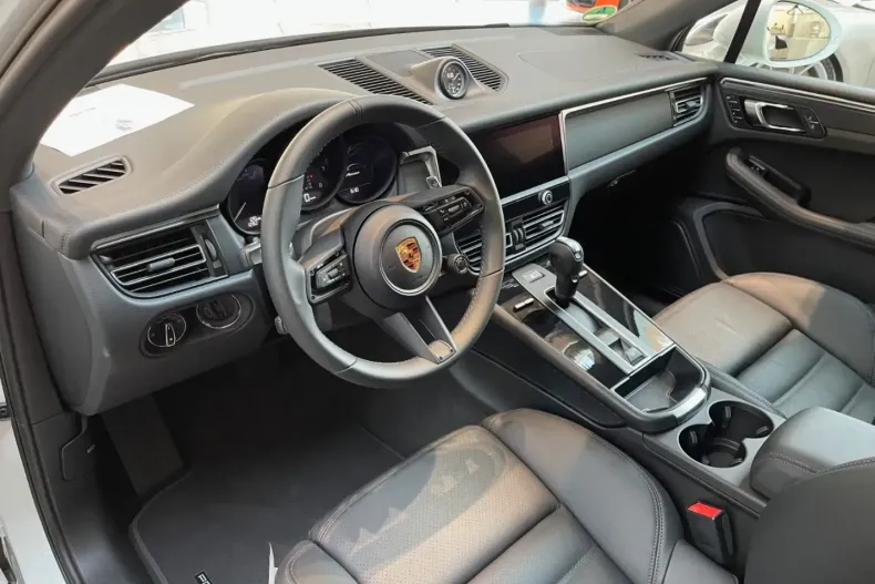 Porsche Macan din 2022 cu 53.500 km - oferta POR125506 - foto 11