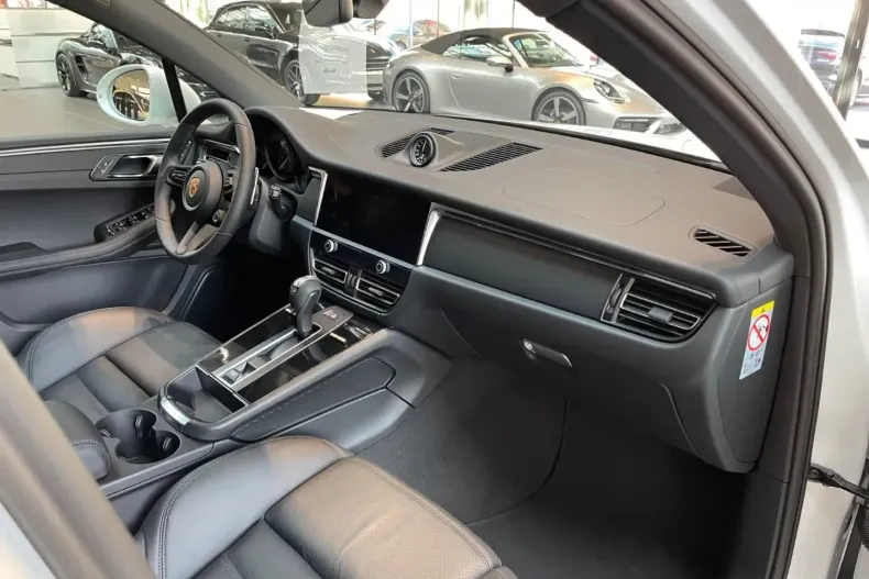 Porsche Macan din 2022 cu 53.500 km - oferta POR125506 - foto 12