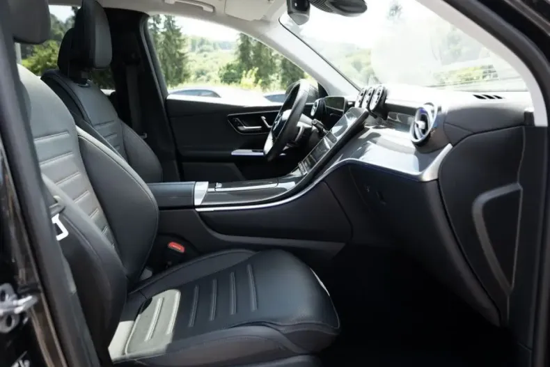 Mercedes-Benz GLC 220 din 2023 cu 36.500 km - oferta MER125512 - foto 8