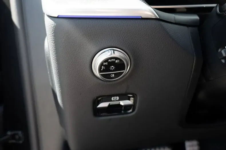 Mercedes-Benz GLC 220 din 2023 cu 36.500 km - oferta MER125512 - foto 21