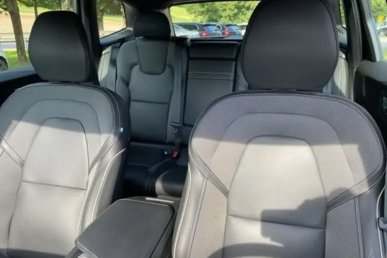 Volvo XC60 din 2021 cu 48.800 km - oferta VOL125514 - foto 15