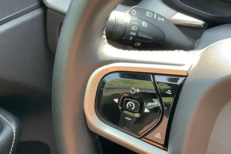 Volvo XC60 din 2021 cu 48.800 km - oferta VOL125514 - foto 18