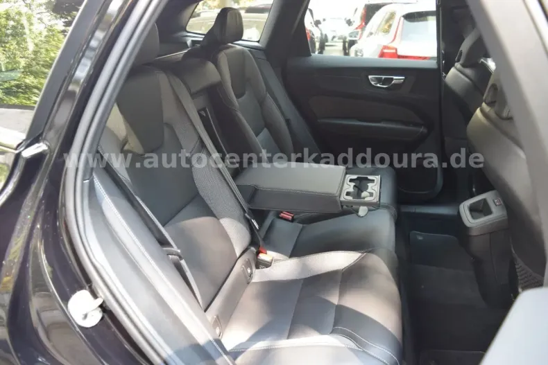 Volvo XC60 din 2022 cu 47.600 km - oferta VOL125516 - foto 14