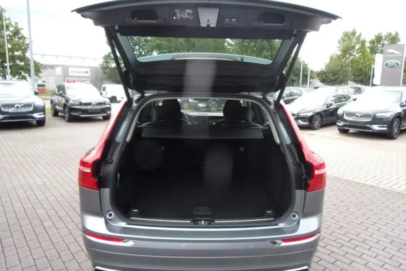 Volvo XC60 din 2021 cu 47.300 km - oferta VOL125517 - foto 9