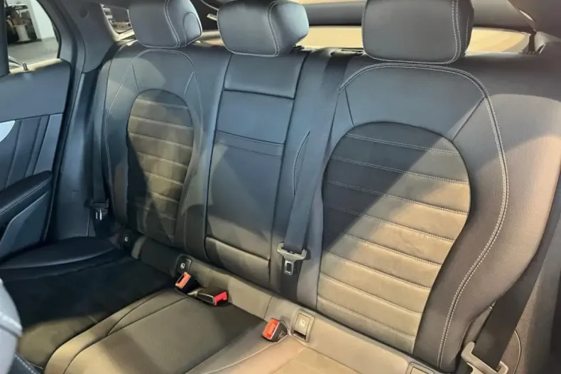 Mercedes-Benz GLC 220 din 2020 cu 113.000 km - oferta MER125518 - foto 9