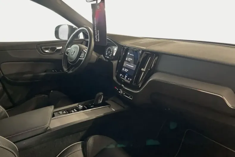 Volvo XC60 din 2020 cu 37.600 km - oferta VOL125519 - foto 6