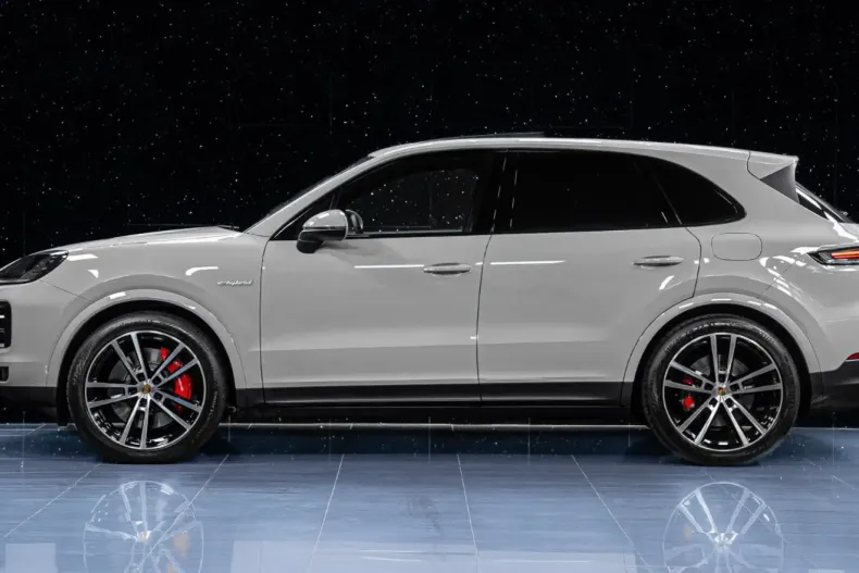 Porsche Cayenne din 2024 cu 0 km - oferta POR125526 - foto 5