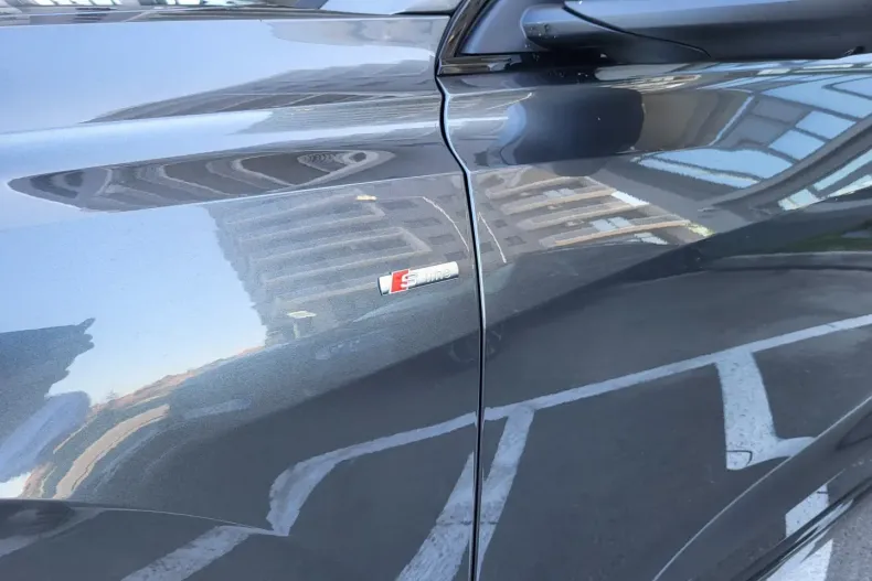 Audi Q8 din 2022 cu 40.850 km - oferta AUD125527 - foto 8