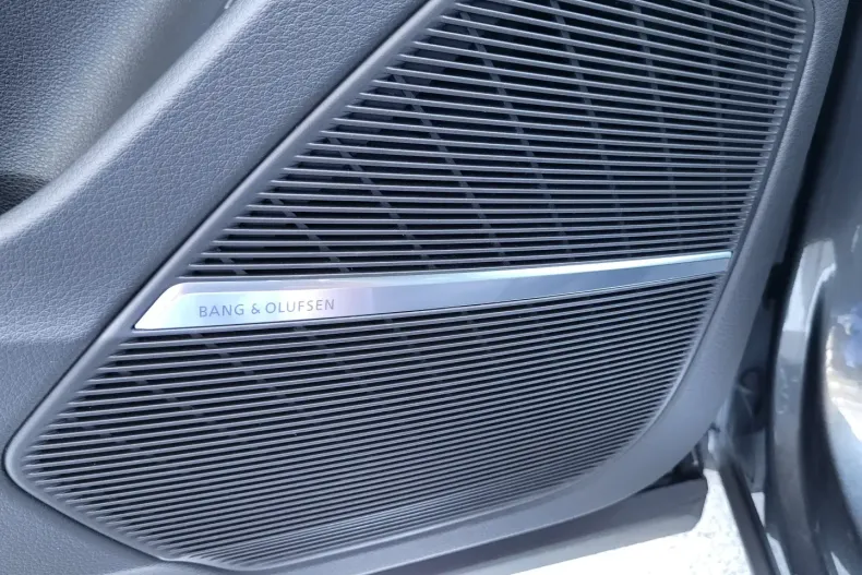 Audi Q8 din 2022 cu 40.850 km - oferta AUD125527 - foto 14