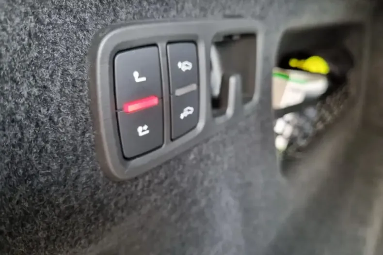 Audi Q8 din 2022 cu 40.850 km - oferta AUD125527 - foto 27