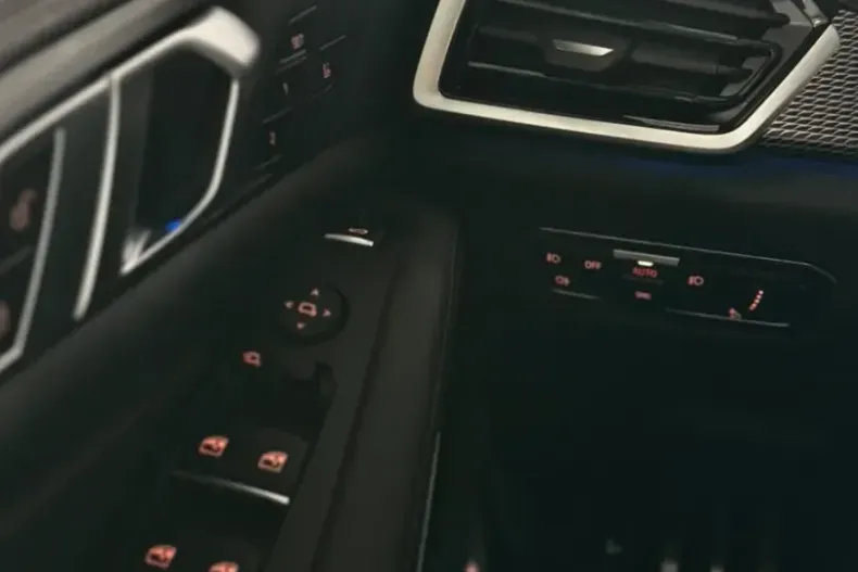 BMW X5 din 2021 cu 46.800 km - oferta BMW125531 - foto 28