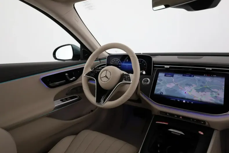 Mercedes-Benz E 200 din 2024 cu 6.000 km - oferta MER125535 - foto 12