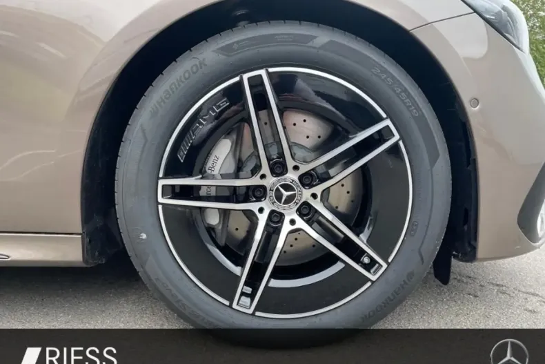 Mercedes-Benz E 220 din 2024 cu 9.000 km - oferta MER125536 - foto 6