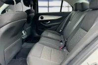 Mercedes-Benz E 300 din 2021 cu 28.961 km - oferta MER125541 - foto 5