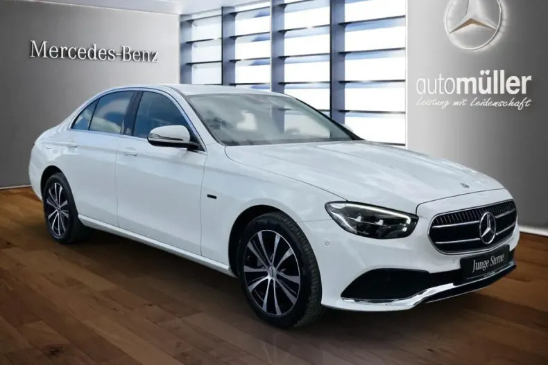 Mercedes-Benz E 300 din 2021 cu 28.961 km - oferta MER125541 - foto 11