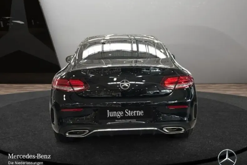 Mercedes-Benz C 300 din 2022 cu 17.700 km - oferta MER125544 - foto 6