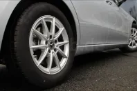 Mercedes-Benz CLA 200 din 2023 cu 10.340 km - oferta MER125545 - foto 5