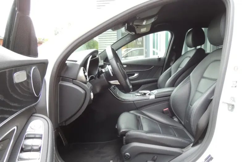 Mercedes-Benz C 200 din 2020 cu 110.840 km - oferta MER125547 - foto 18