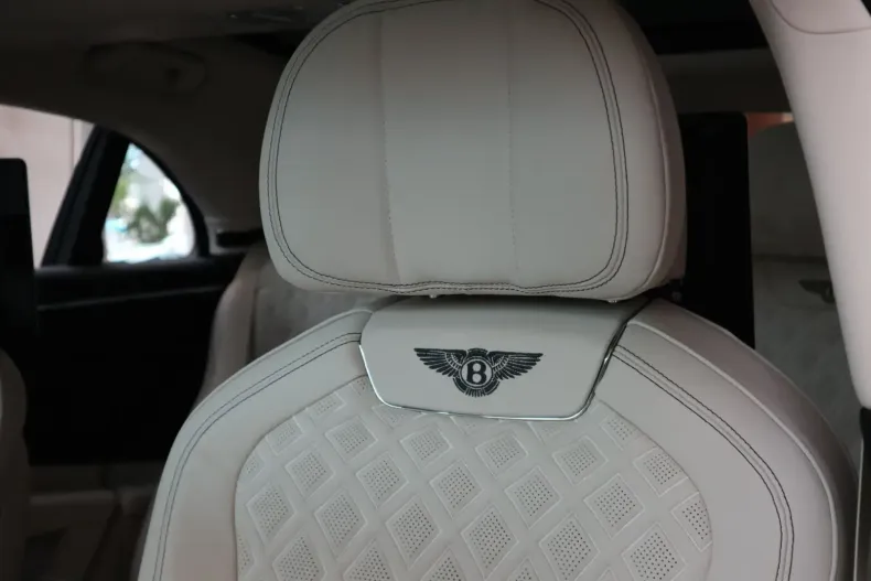 Bentley Flying Spur din 2022 cu 20.000 km - oferta BEN125552 - foto 15