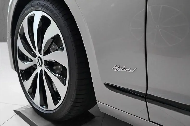 Bentley Flying Spur din 2022 cu 20.000 km - oferta BEN125552 - foto 16