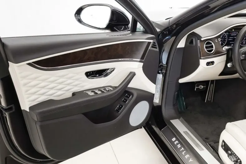 Bentley Flying Spur din 2023 cu 12.000 km - oferta BEN125553 - foto 17