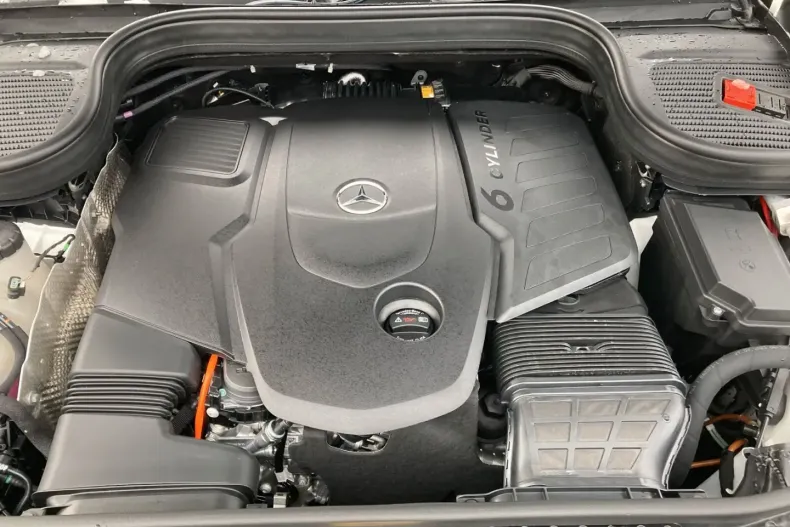 Mercedes-Benz GLS 450 din 2024 cu 10.500 km - oferta MER125564 - foto 19