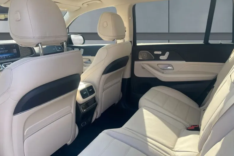 Mercedes-Benz GLS 450 din 2024 cu 15.000 km - oferta MER125566 - foto 15