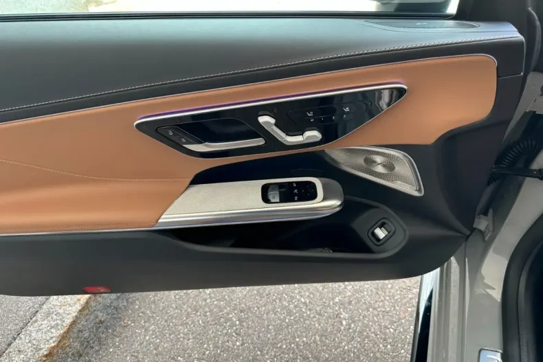 Mercedes-Benz CLE 53 AMG din 2024 cu 6.500 km - oferta MER125572 - foto 27