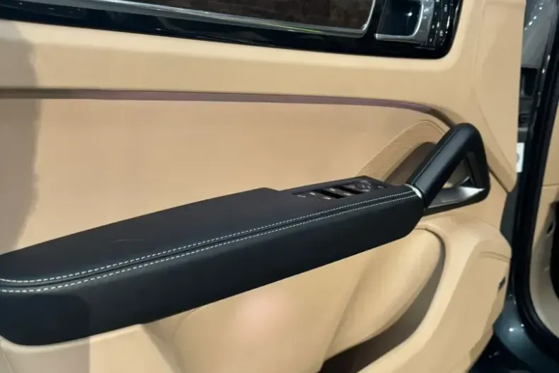 Porsche Cayenne din 2022 cu 43.000 km - oferta POR125574 - foto 10