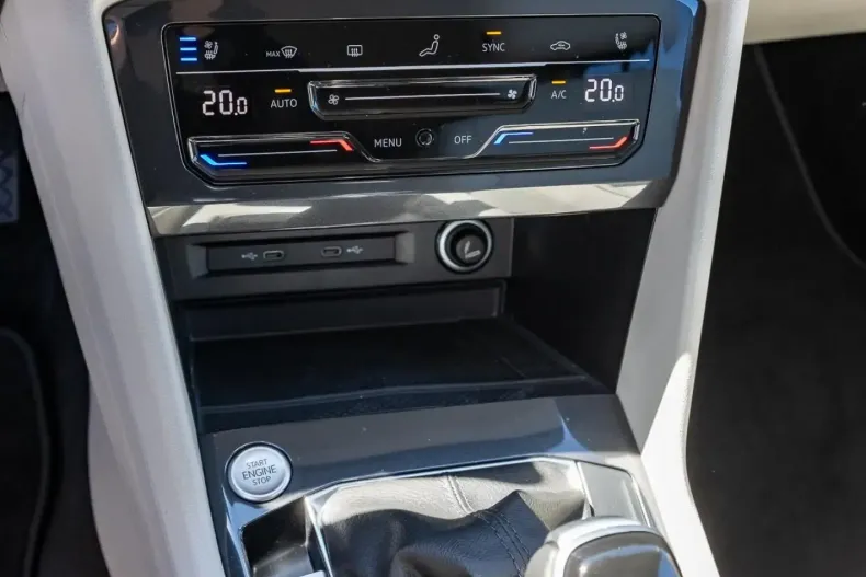 Volkswagen Tiguan Allspace din 2024 cu 15 km - oferta VOL125575 - foto 16