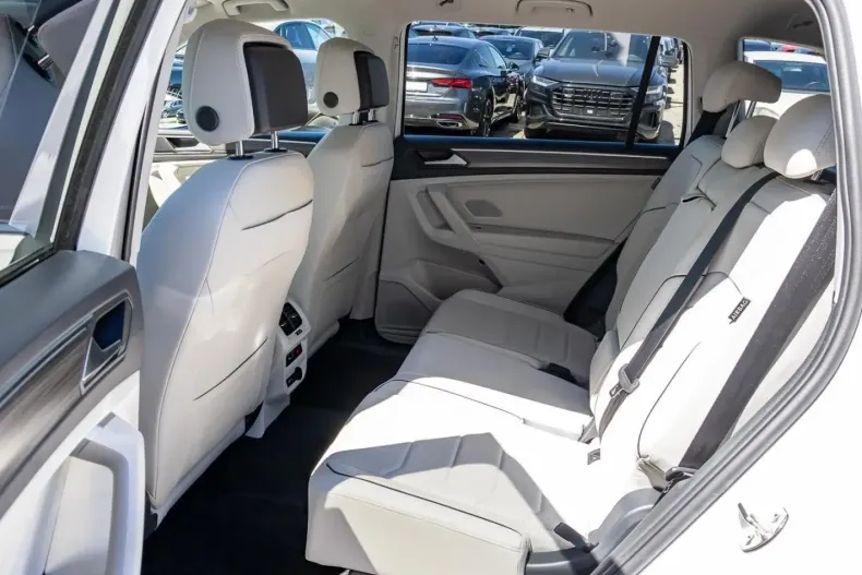 Volkswagen Tiguan Allspace din 2024 cu 15 km - oferta VOL125575 - foto 18