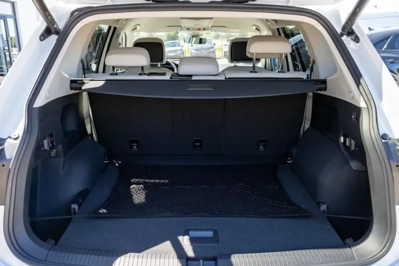 Volkswagen Tiguan Allspace din 2024 cu 15 km - oferta VOL125575 - foto 20