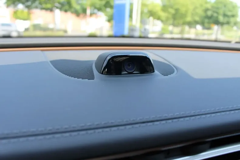 Mercedes-Benz E 220 din 2024 cu 20 km - oferta MER125579 - foto 17