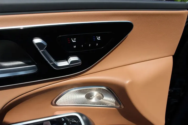 Mercedes-Benz E 220 din 2024 cu 20 km - oferta MER125579 - foto 20