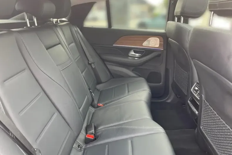 Mercedes-Benz GLE 350 din 2022 cu 55.500 km - oferta MER125582 - foto 11