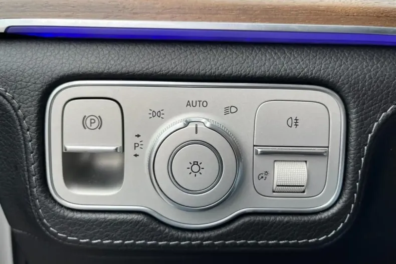 Mercedes-Benz GLE 350 din 2022 cu 55.500 km - oferta MER125582 - foto 19