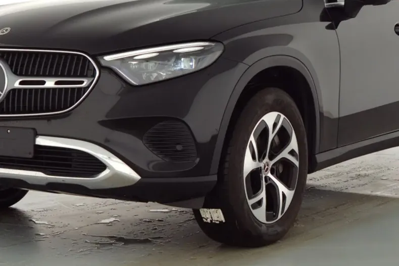 Mercedes-Benz GLC 300 din 2023 cu 19.500 km - oferta MER125583 - foto 2