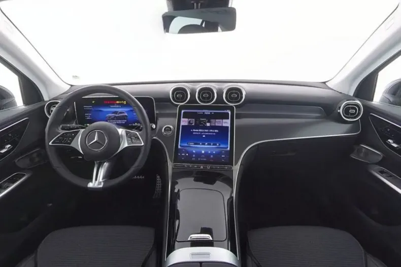 Mercedes-Benz GLC 300 din 2023 cu 19.500 km - oferta MER125583 - foto 5