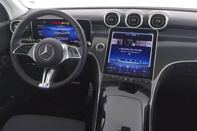 Mercedes-Benz GLC 300 din 2023 cu 19.500 km - oferta MER125583 - foto 6