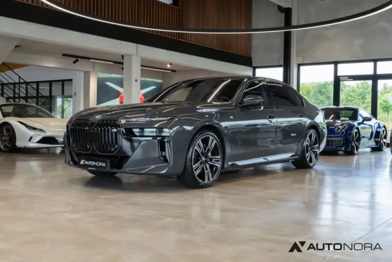 BMW i7 din 2023 cu 29.300 km - oferta BMW125584 - foto 2