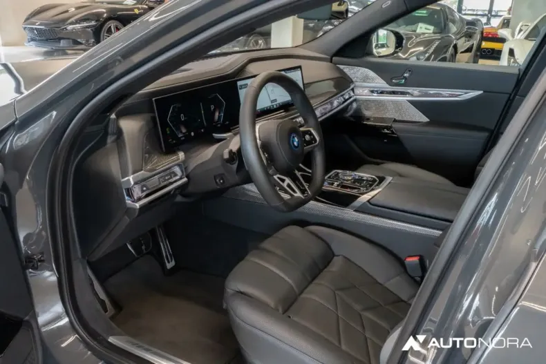 BMW i7 din 2023 cu 29.300 km - oferta BMW125584 - foto 9