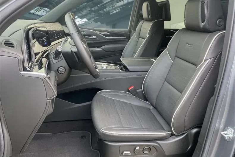 Cadillac Escalade din 2023 cu 33.500 km - oferta CAD125585 - foto 11