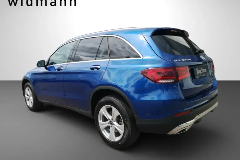 Mercedes-Benz GLC 300 din 2022 cu 30.504 km - oferta MER125588 - foto 3