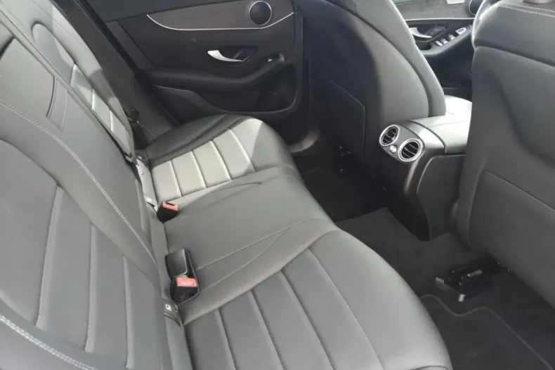 Mercedes-Benz GLC 300 din 2022 cu 30.504 km - oferta MER125588 - foto 12