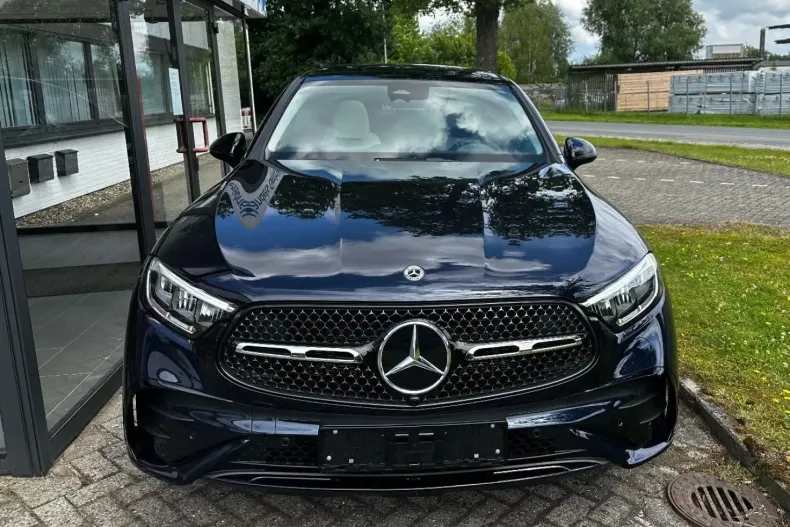 Mercedes-Benz GLC 200 din 2024 cu 200 km - oferta MER125589 - foto 3